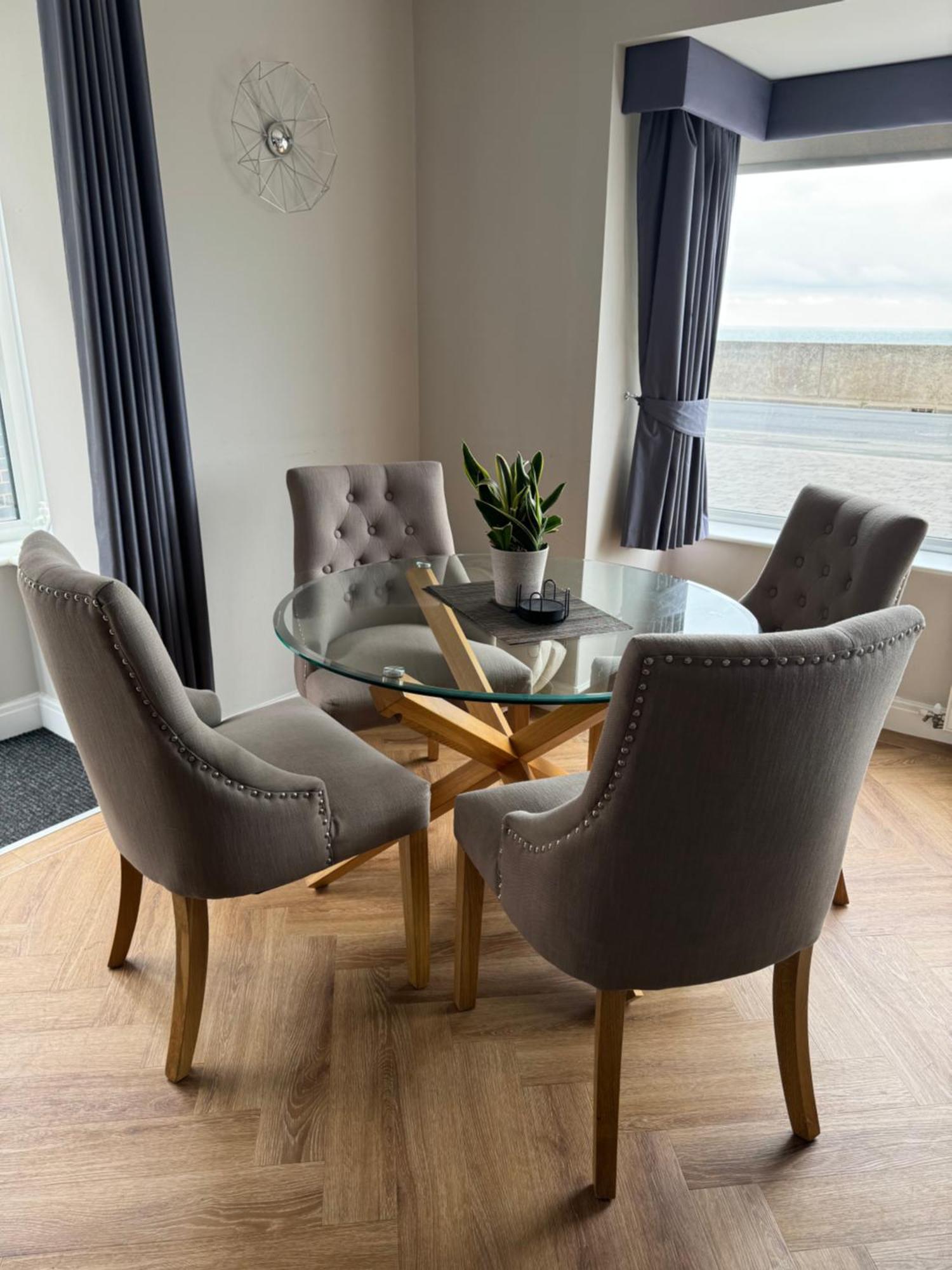 Beach House Apartment On Ground Floor With Sea View - Pet Friendly Cleveleys Exterior foto